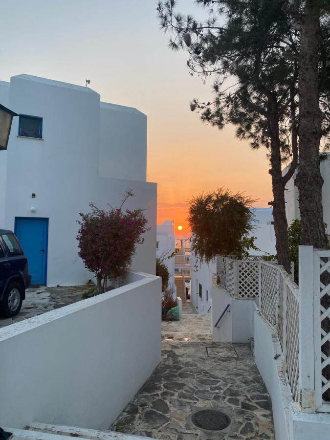 Mediterranean Sunset Apartment Klorakas Exterior photo
